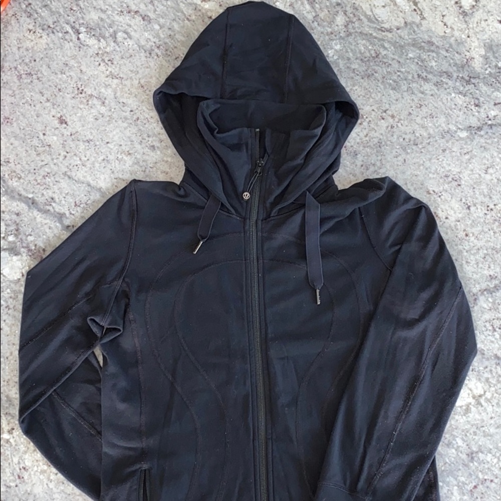 LULULEMON JACKET!
